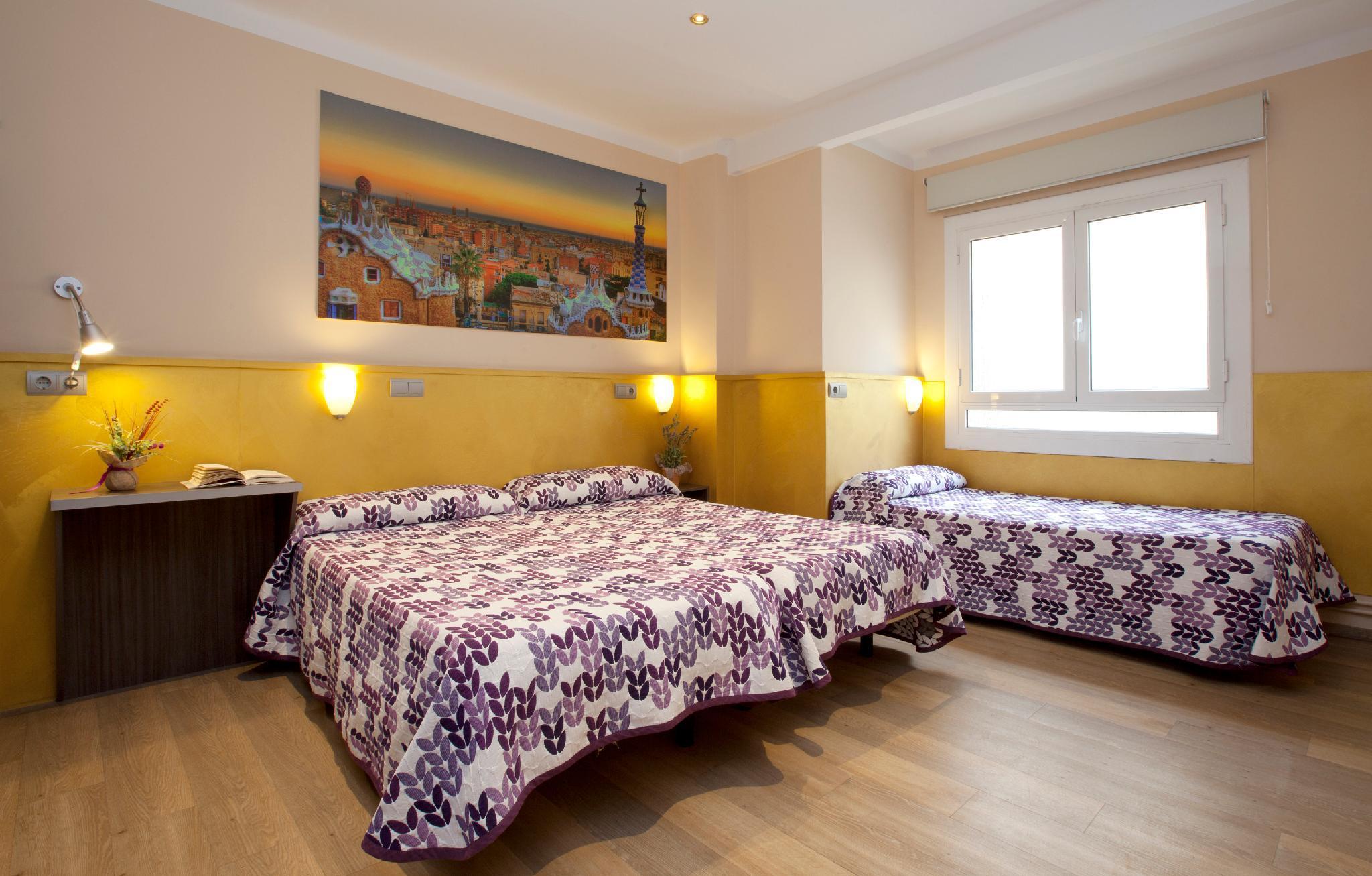 Hostal Barcelone Extérieur photo