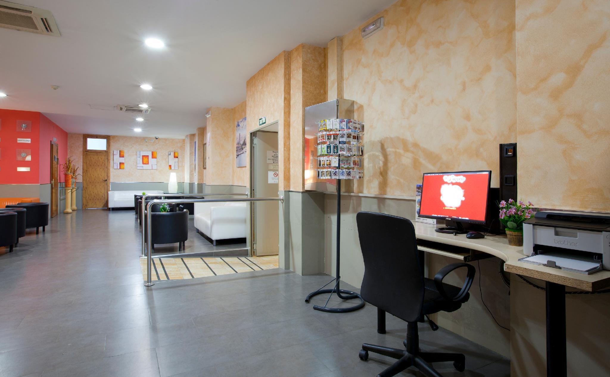 Hostal Barcelone Extérieur photo