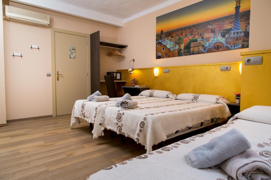 Hostal Barcelone Extérieur photo