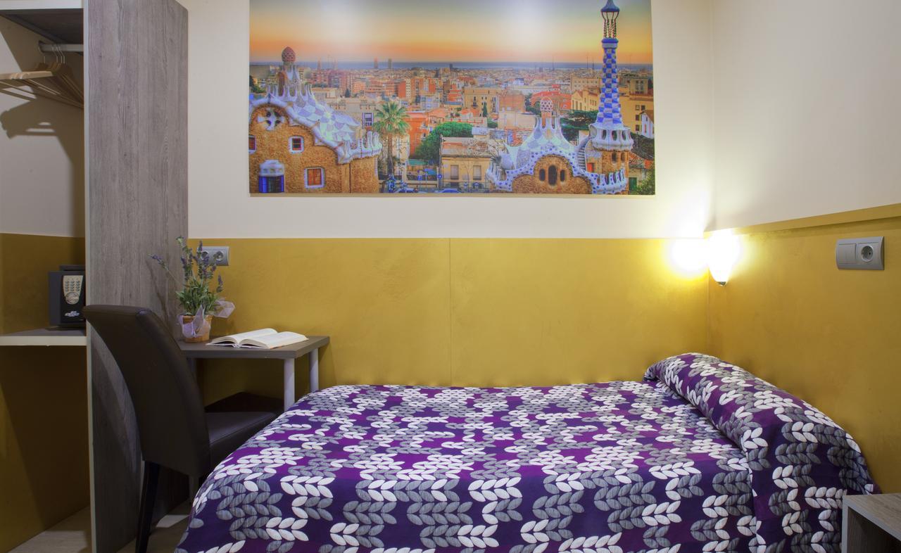 Hostal Barcelone Extérieur photo