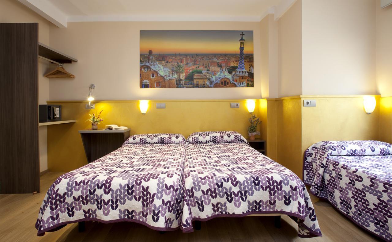 Hostal Barcelone Extérieur photo