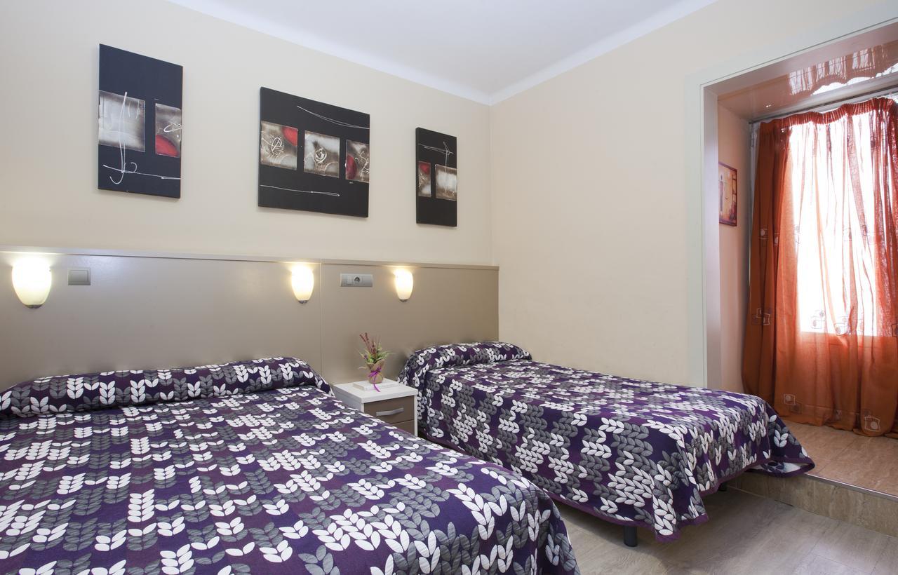 Hostal Barcelone Extérieur photo