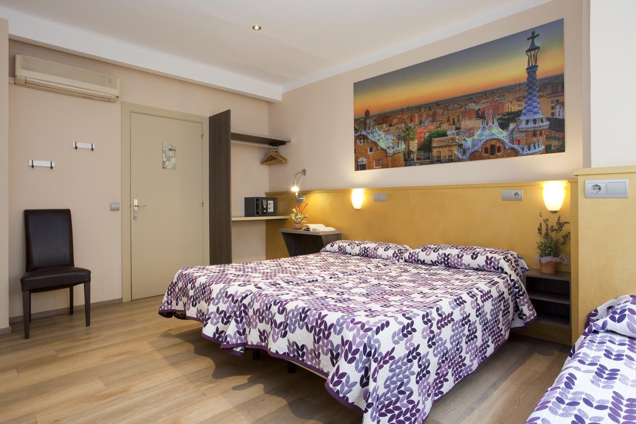 Hostal Barcelone Extérieur photo