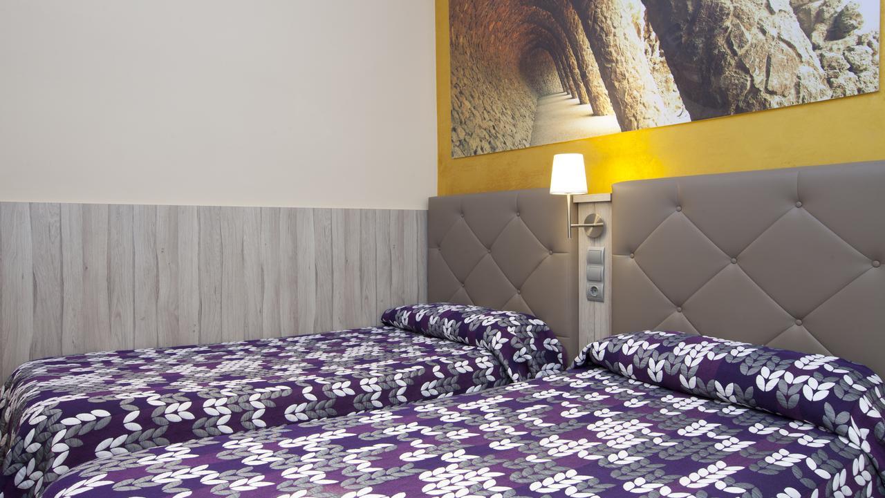 Hostal Barcelone Extérieur photo